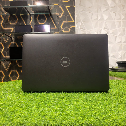 Dell Precision 3541 Intel Core i7