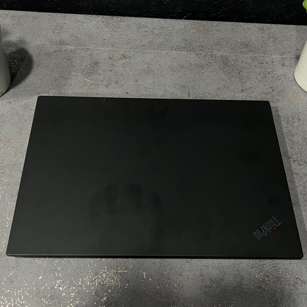 Lenovo Thinkpad T490 Intel Core i7 10th Gen 14" FHD Laptop With Windows 11 and MS Office 2016 (Renewed)