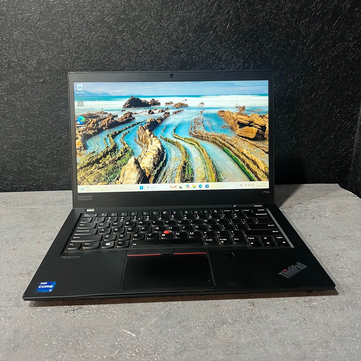 (Renewed) Lenovo Thinkpad P14s Gen-1 i7 10th Gen 14"FHD Display Nvidia Quadro P520 GPU Workstation Laptop Windows 11 with Ms Office 2016