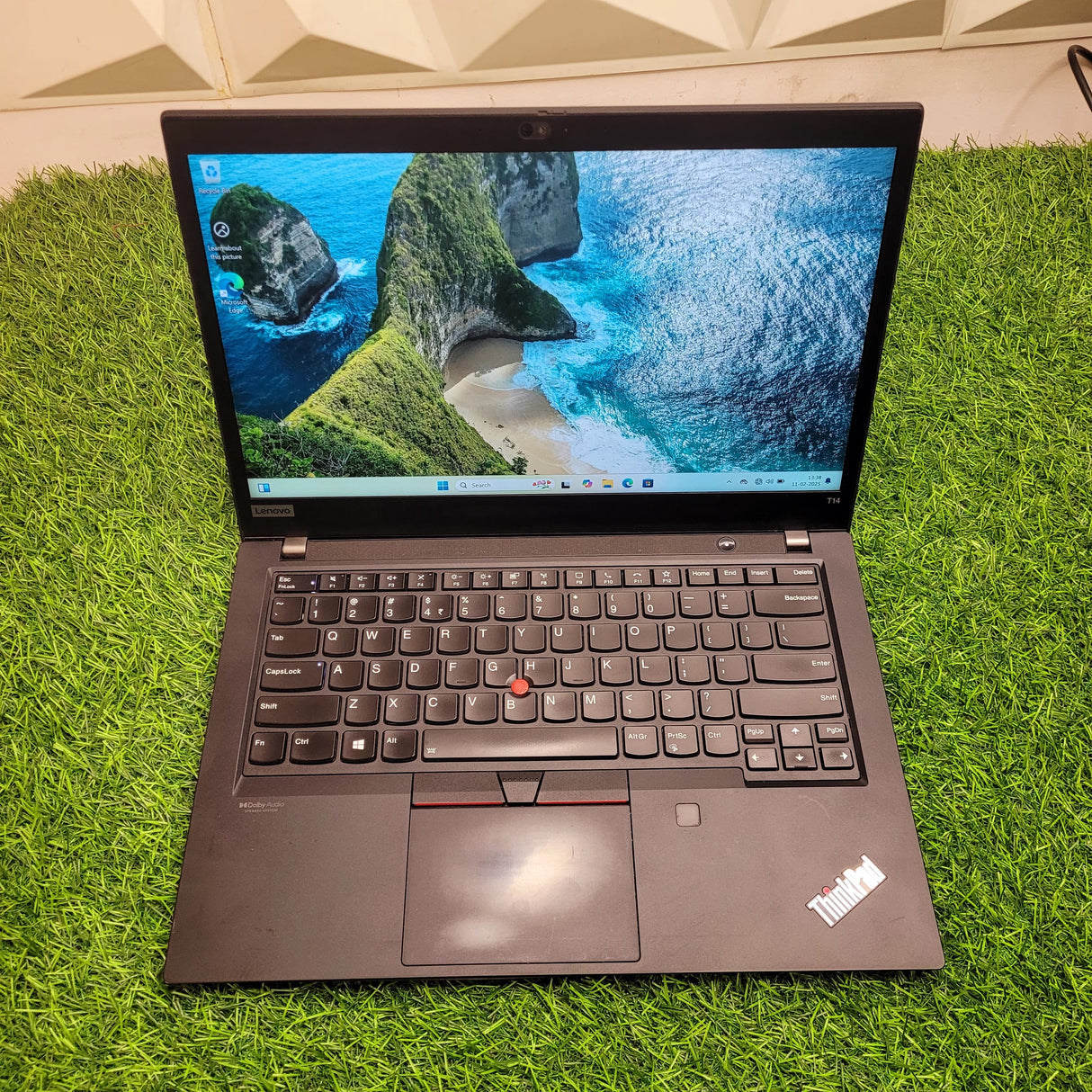 Lenovo Thinkpad T14 Gen-2 Intel Core i7 11th Gen 14" FHD Laptop With Windows 11(Renewed)