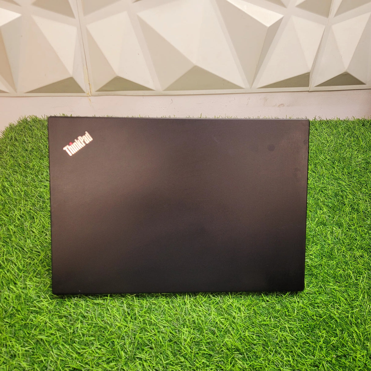 Lenovo Thinkpad T14 Gen-2 Intel Core i7 11th Gen 14" FHD Laptop With Windows 11(Renewed)