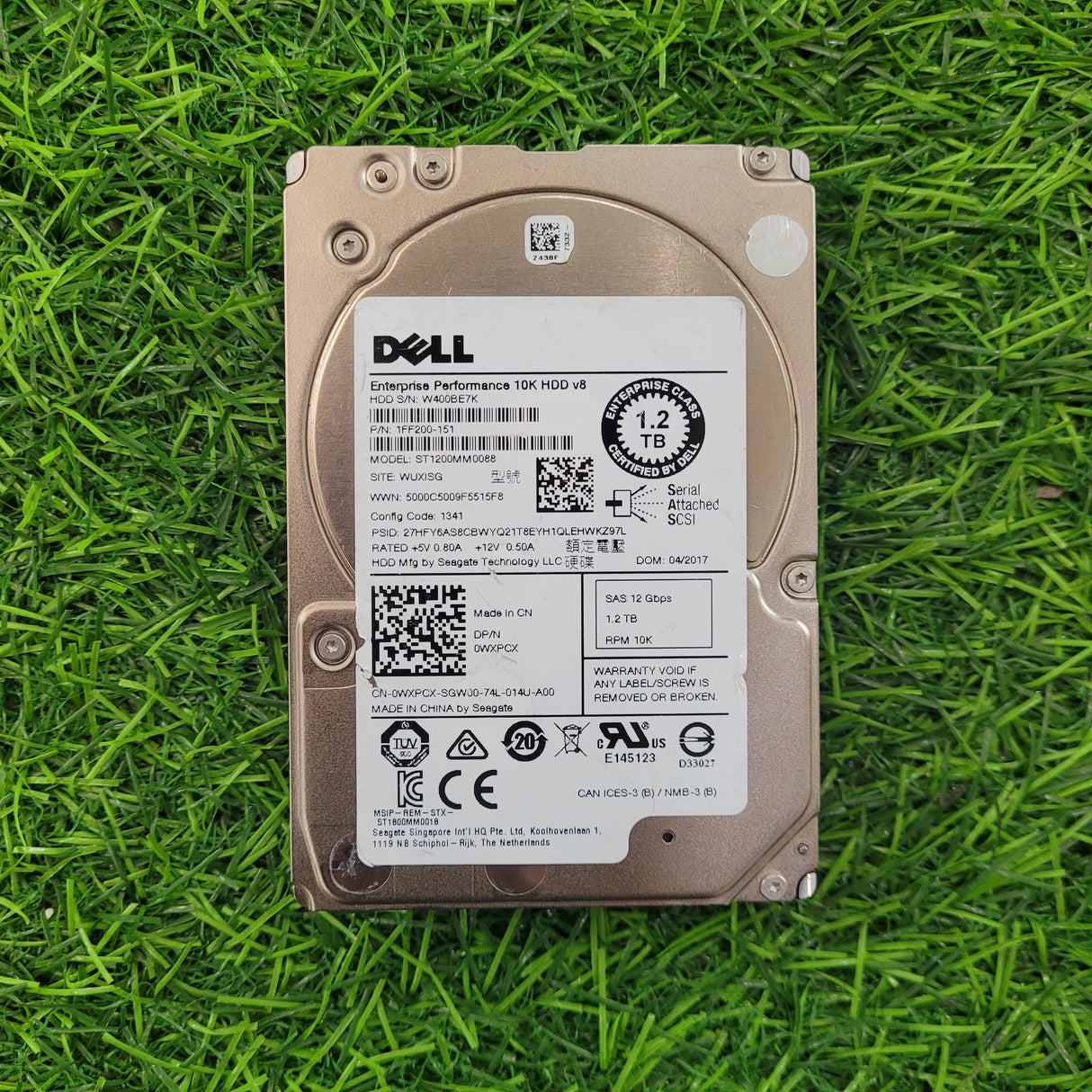 0WXPCX Dell 1.2-TB 12G 10K 2.5 SAS Hard Disk (Refubished)