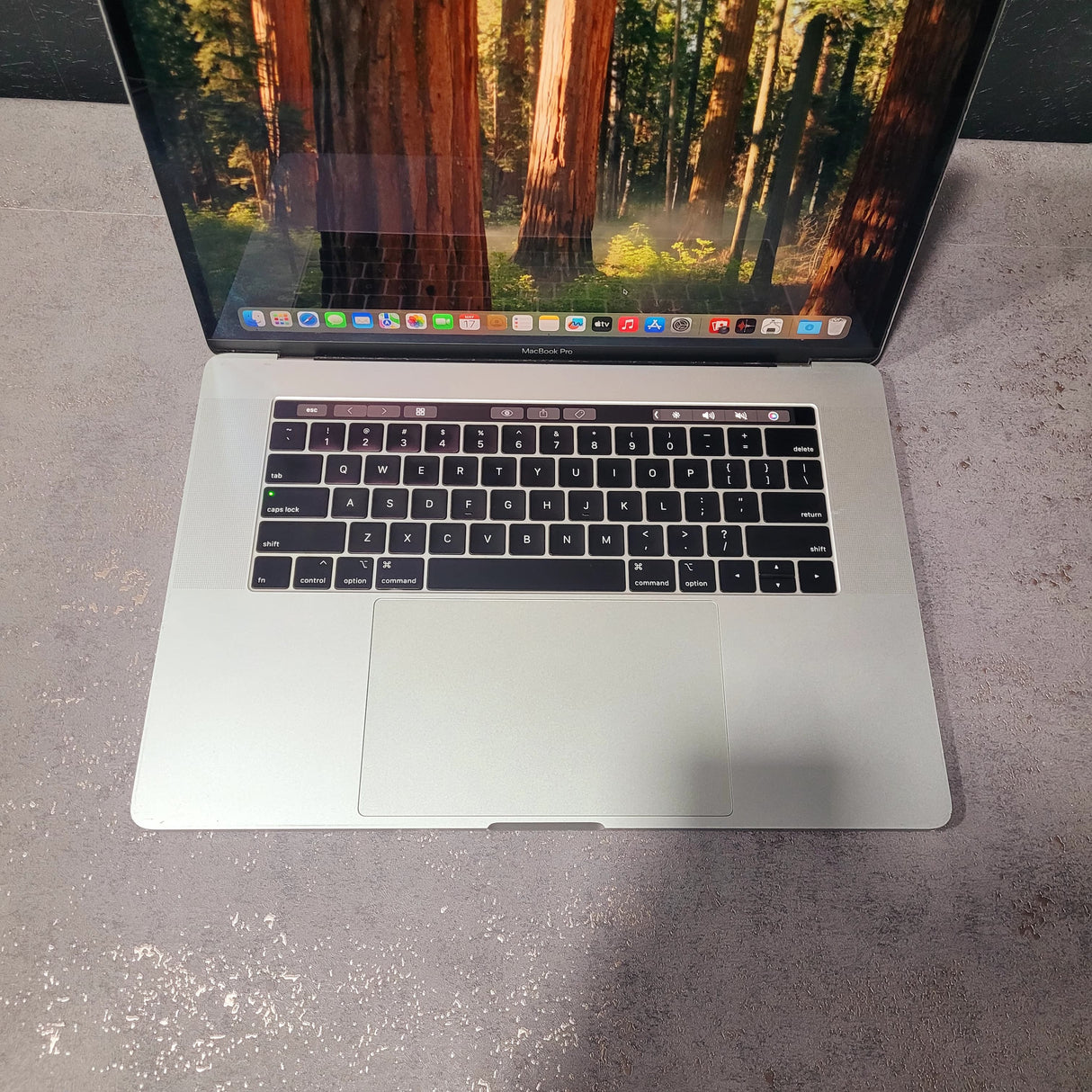 Apple MacBook Pro A1990 i9 15" With Touch Bar 2019 Model (Refurbished)
