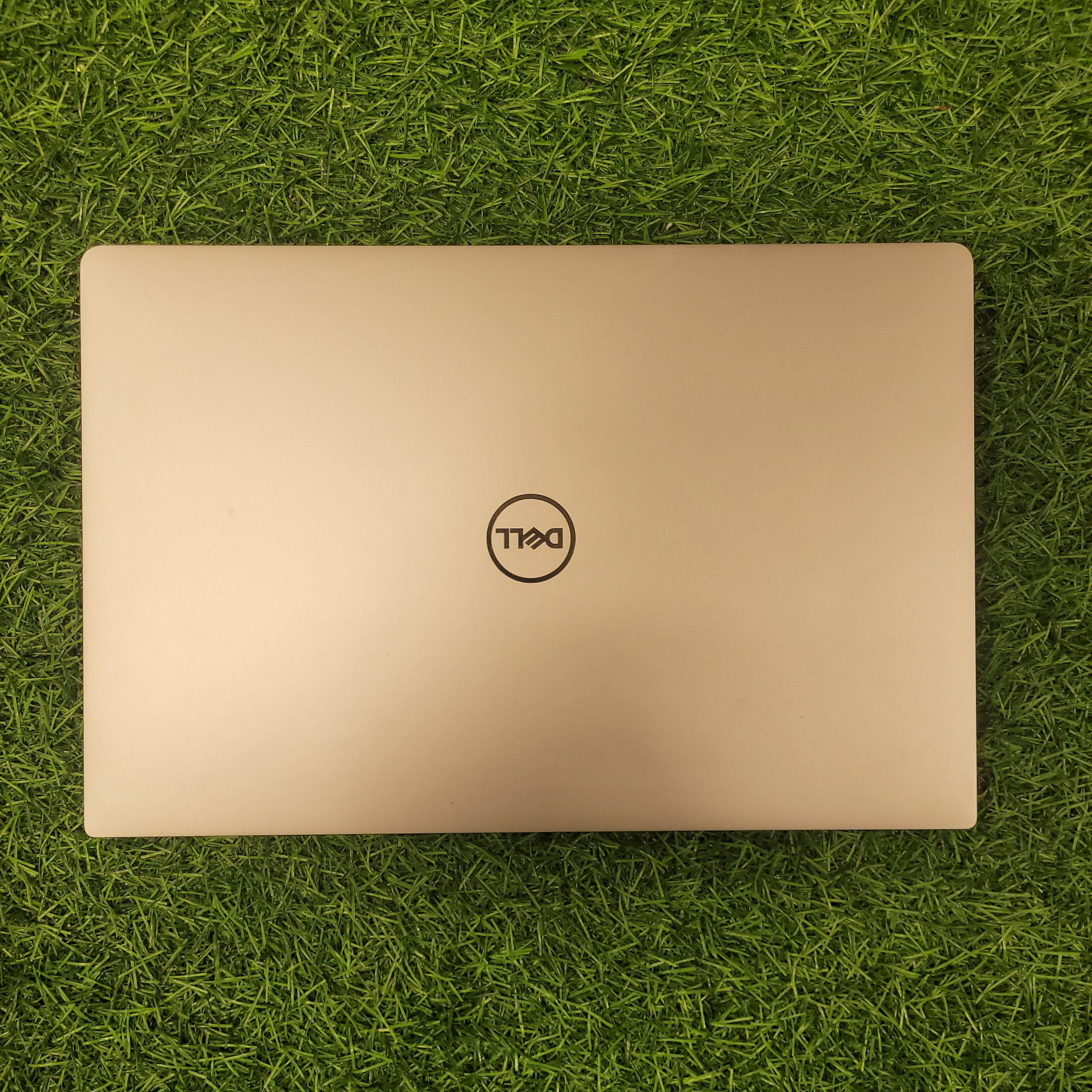 Dell XPS 13 9370 Intel Core I5 8th Gen 13.3 Dell XPS 13 9370 Intel Core I5 8th Gen 13.3