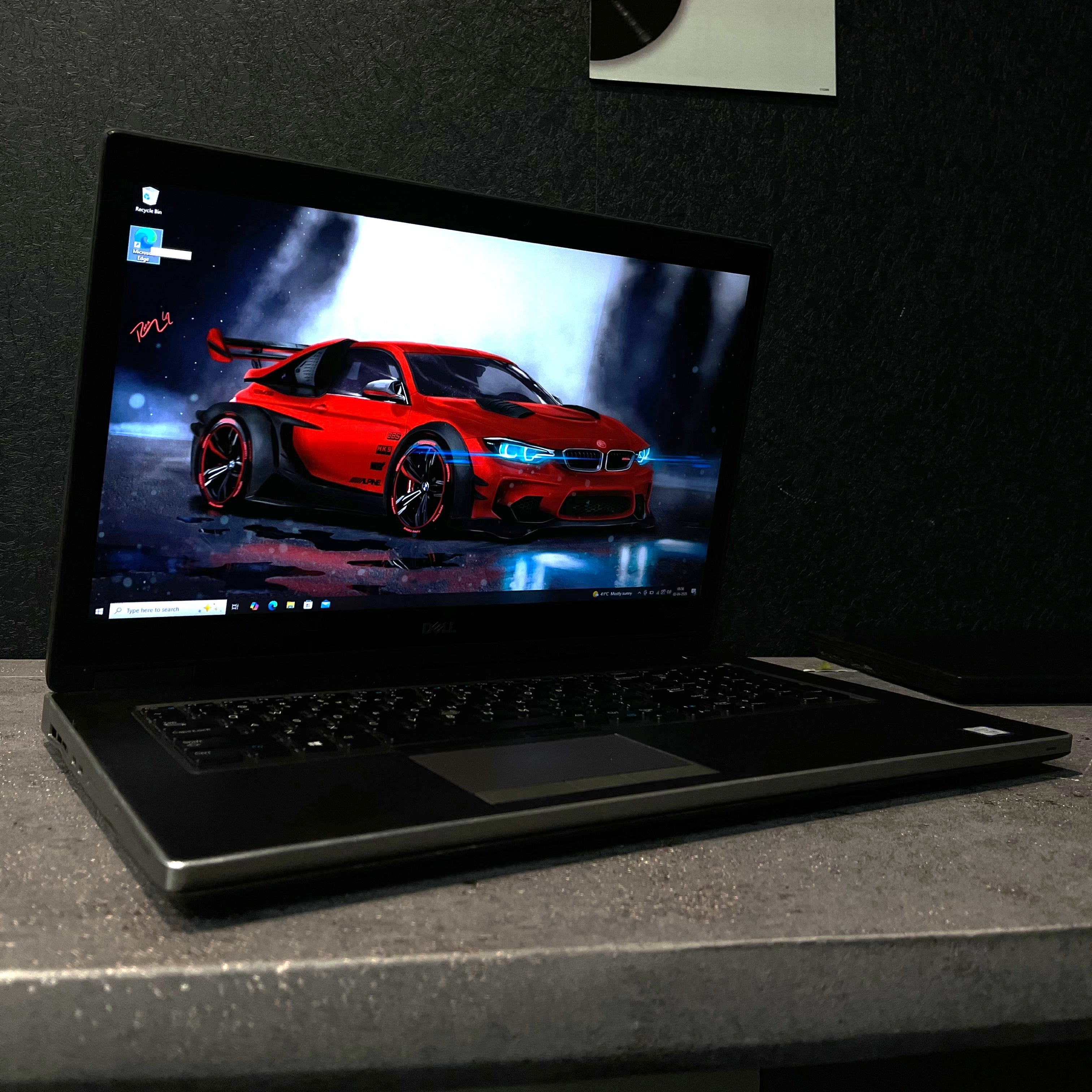 Dell Precision 7740 17.3 Inches Display ,Intel Xeon E-2276M CPU