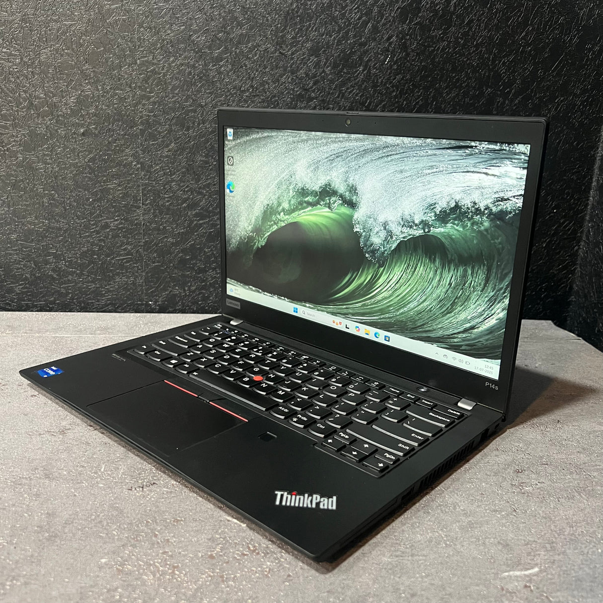 (Renewed) Lenovo Thinkpad P14s Gen 2 Intel core i7 11th Gen 14"FHD Display Nvidia T500 GPU Workstation Laptop Windows 11 with Ms Office 2016