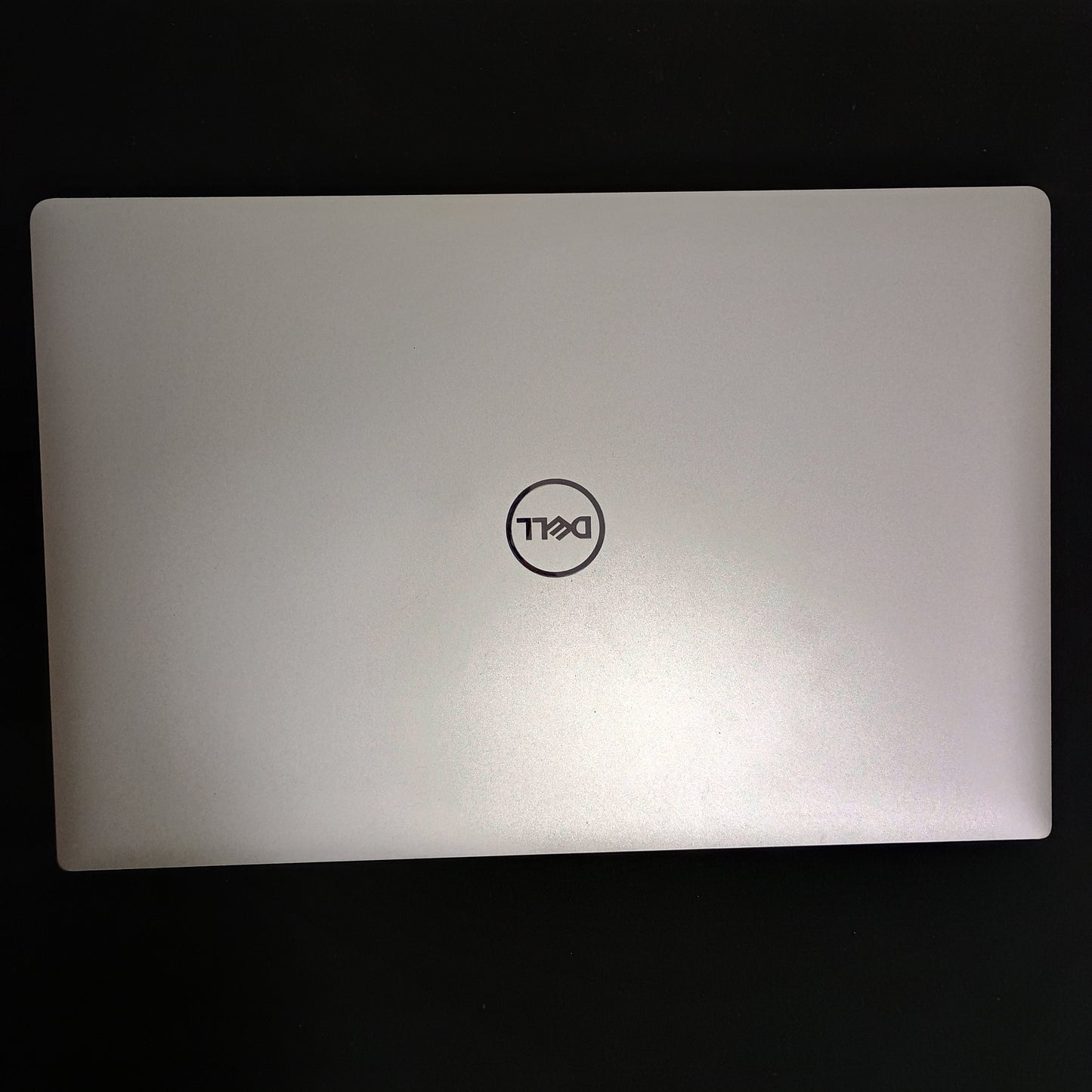 DELL Precision 5540 i7-9th gen 15.6" 4K Touchscreen display laptop with Windows 11 and Microsoft office 2016 (Renewed)