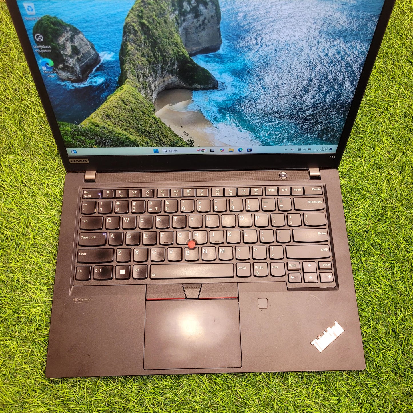 Lenovo Thinkpad T14 Gen-2 Intel Core i7 11th Gen 14" FHD Laptop With Windows 11 and Touchscreen(Renewed)