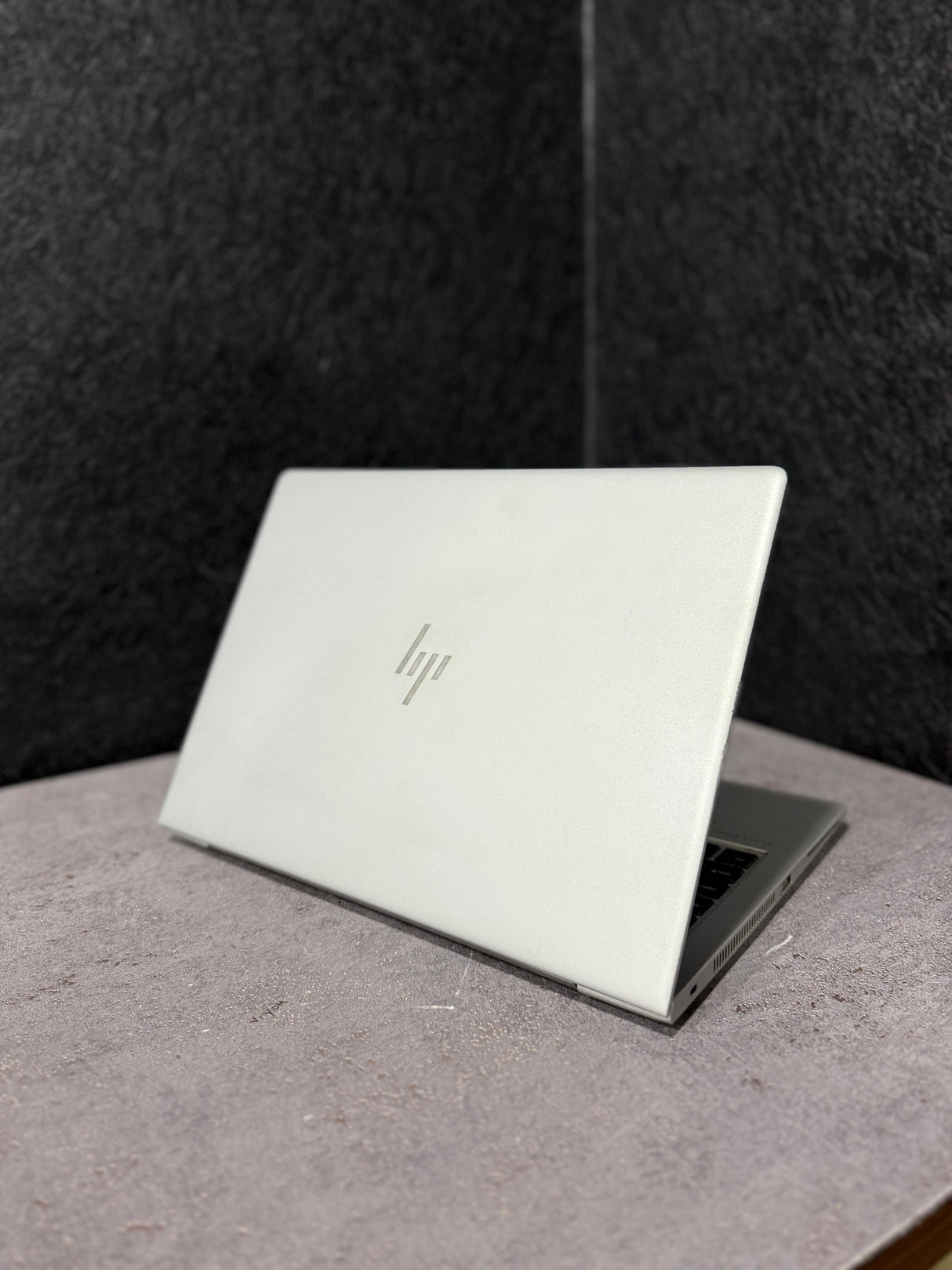 HP Elitebook 840 G6 i5 8th Gen 14'' inch FHD  Display Laptop Windows 11 with ms office 2016 (Renewed)