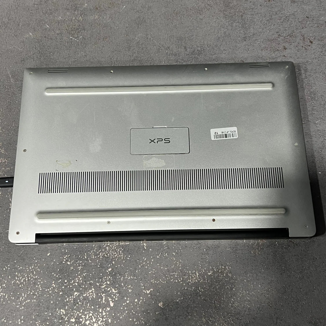 Dell XPS 15 9570 Intel Core i7-8th Gen 15.6 inch FHD Display Windows 11 with MS Office 2016 (Refurbished)